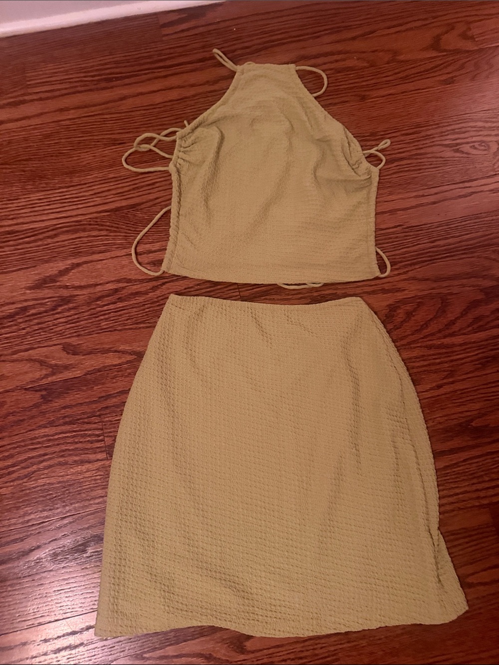 Sabo 2 Piece Green Halter w/ Mini Skirt - Women